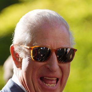 Le roi Charles III lors d'une réception pour le King Charles III Charitable Fund (KCCF), à Clarence House, Londres, pour les représentants d'associations caritatives et d'organisations qui ont bénéficié du fonds via son partenariat avec Waitrose Duchy Organic. Londres, Royaume-Uni, le 30 septembre 2025. Photo by Yui Mok/PA Wire/ABACAPRESS.COM