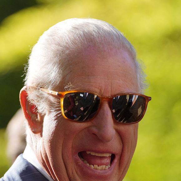 Le roi Charles III lors d'une réception pour le King Charles III Charitable Fund (KCCF), à Clarence House, Londres, pour les représentants d'associations caritatives et d'organisations qui ont bénéficié du fonds via son partenariat avec Waitrose Duchy Organic. Londres, Royaume-Uni, le 30 septembre 2025. Photo by Yui Mok/PA Wire/ABACAPRESS.COM