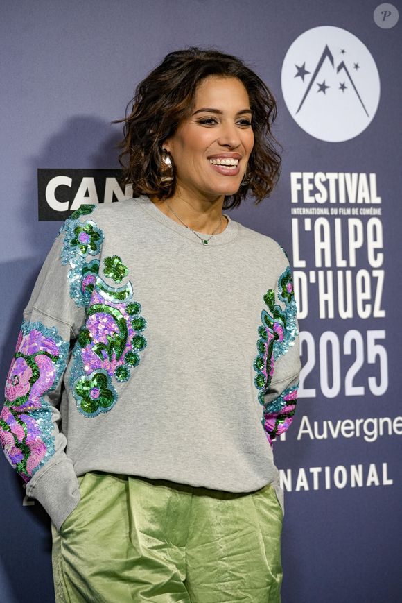 "20 ans plus tard, voir disparaître cette chaîne est un choc et une profonde injustice pour toutes les équipes", déclare-t-elle.

Laurie Cholewa dans le cadre de la 28ème édition du festival International du Film de Comédie à l'Alpe d'Huez, France, le 15 janvier 2025. © Sandrine Thesillat/Psnewz/Bestimage