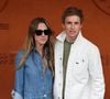 L’acteur britannique Eddie Redmayne et sa femme Hannah Bagshawe avaient fait le déplacement à Roland-Garros
Eddie Redmayne et sa femme Hannah Bagshawe au village lors des Internationaux de France de Tennis de Roland Garros 2025, à Paris, France, le 6 juin 2025. © Jacovides-Moreau/Bestimage