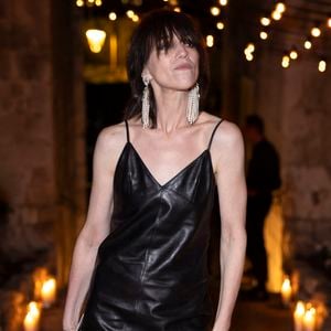 Charlotte Gainsbourg au dîner "Women in Motion" par le groupe Kering, Place de la Castre, lors du 77ème Festival International du Film de Cannes, le 19 mai 2024.