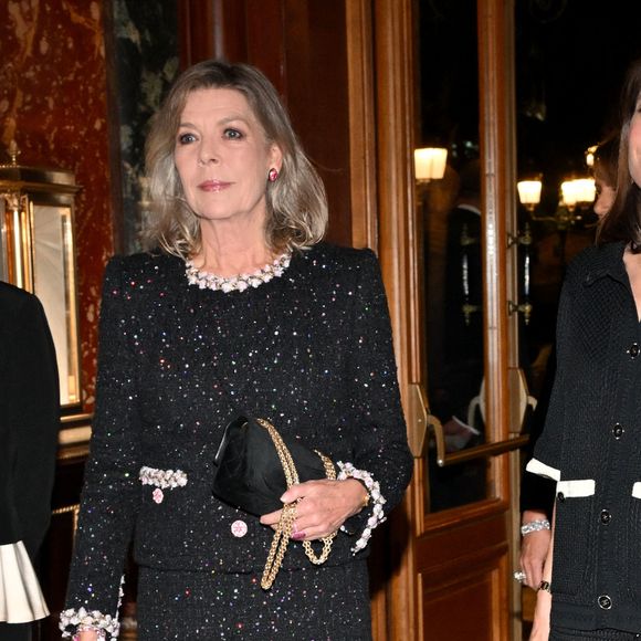 La princesse Alexandra de Hanovre, la princesse Caroline de Hanovre (La princesse a troqué sa chevelure argenté contre un blond cendré), Charlotte Casiraghi lors de la cérémonie de proclamation de l'édition 2024 des Prix de la Fondation Prince Pierre à l'opéra Garnier à Monaco, le 8 octobre 2024. 
© Bruno Bebert / Bestimage