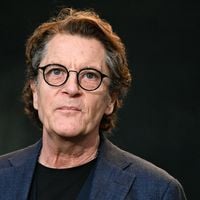 Francis Cabrel : Ses petits-enfants Mona et Raphaël en vacances, leur jolie complicité immortalisée par leur mère Aurélie