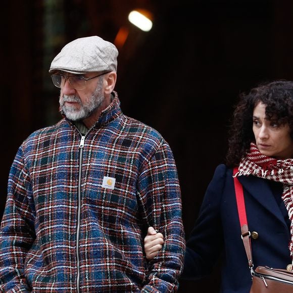 Eric Cantona et sa femme Rachida Brakni - Sorties des obsèques de Niels Arestrup à l'Église Saint-Roch à Paris. Le 10 décembre 2024
© Christophe Clovis / Bestimage