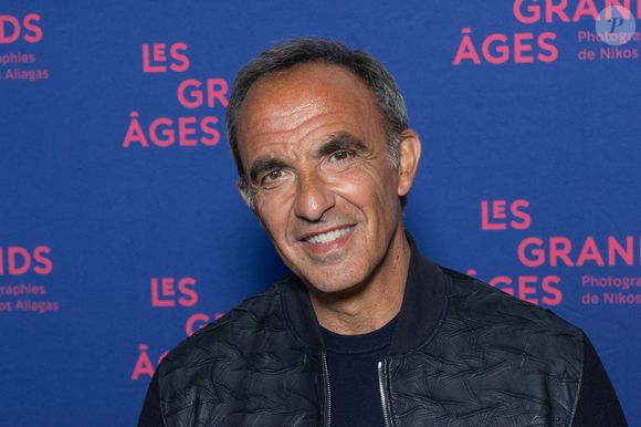 Nikos Aliagas participe à l'exposition 'Les Grands Ages' de Nikos Aliagas au Musée de l'Homme du Trocadéro le 07 avril 2026 à Paris, France. Photo by Nasser Berzane/ABACAPRESS.COM