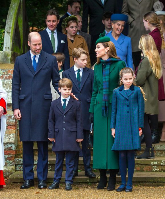 Princesss Beatrice, Edoardo Mapelli Mozzi, Sophie Rhys-Jones, duchesse d'Edimbourg, le prince Edward, duc d'Edimbourg, Savannah Phillips, Catherine (Kate) Middleton, princesse de Galles, Prince Louis, Princesse Charlotte, Prince George, Le prince William, prince de Galles, Tim Laurence, Peter Phillips, Princesse Anne - La famille royale britannique se rend à la messe de Noël à Sandringham le 25 décembre 2024.ALPHA AGENCY / BESTIMAGE