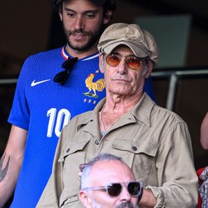 Interrogé par le magazine "Schnock", l'acteur ne s'est pas montré tendre envers un réalisateur oscarisé.

Gérard Lanvin en tribunes pendant l'épreuve finale de football opposant la France à l'Espagne lors des Jeux Olympiques de Paris 2024 (JO) au Parc des Princes, à Paris, France, le 9 août 2024. © Jacovides-Perusseau/Bestimage