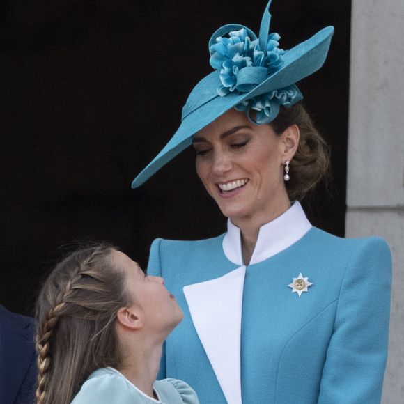 Kate Middleton et sa fille Charlotte lors de la cérémonie Trooping the Colour à Londres, le 14 juin 2025. 

Photo : Goff Inf / Bestimage