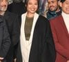 lui qui jouait déjà Graindemaïs dans "L'empire du Milieu"
Julie Chen, Bun Hay Mean, Marion Cotillard, Audrey Lamy, le chanteur M (Matthieu Chedid), José Garcia, Vincent Cassel, Guillaume Canet, Gilles Lellouche, Leanna Chea, Ramzy Bedia et Jonathan Cohen à l'avant-première du film "Asterix et Obelix: L'Empire du Milieu" au cinéma Pathé La Joliette à Marseille, France, le 28 janvier 2023. © Jean-René Santini/Bestimage