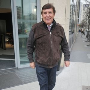 Exclusif - Jean-Pierre Foucault quitte les studios de RTL. Paris, le 12 décembre 2024. PsnewZ / Bestimage