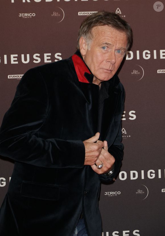 Franck Dubosc - Avant-première du film "Prodigieuses" au cinéma Pathé Convention à Paris le 12 novembre 2024. © Coadic Guirec/Bestimage