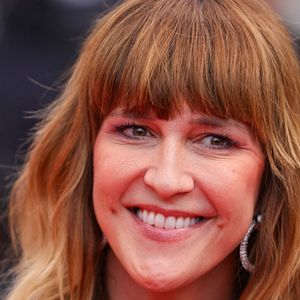 Si sa prestation vocale, saluée par la critique, avait marqué les téléspectateurs, peu savaient alors le drame qu’elle traversait...


Daphne Bürki assiste au tapis rouge de "Furiosa : A Mad Max Saga" (Furiosa : Une Saga Mad Max) lors du 77ème Festival de Cannes au Palais des Festivals le 15 mai 2024 à Cannes, France. Photo by Shootpix/ABACAPRESS.COM