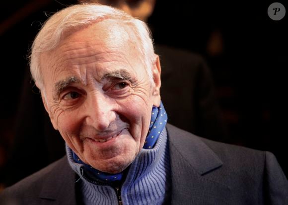 Le chanteur français Charles Aznavour, assiste au dîner annuel du CCAF (Conseil de coordination des organisations arméniennes de France), à l'Hôtel du Collectionneur à Paris, France, le 8 février 2017. Le CCAF est l'organe représentatif de la communauté franco-arménienne. Photo by Christophe Ena/Pool/ABACAPRESS.COM