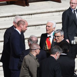 Le prince William d'Angleterre, prince de Galles, assiste aux funérailles du pape François le 26 avril 2025 au Vatican. Alors que Rome fait ses adieux au pape François, des dirigeants du monde entier, des membres de la famille royale, des membres du clergé et des milliers de fidèles se sont réunis au Vatican pour un adieu solennel et historique. Le pape François est décédé le lundi 21 avril à l'âge de 88 ans. Photo by Marco Iacobucci/IPA/ABACAPRESS.COM