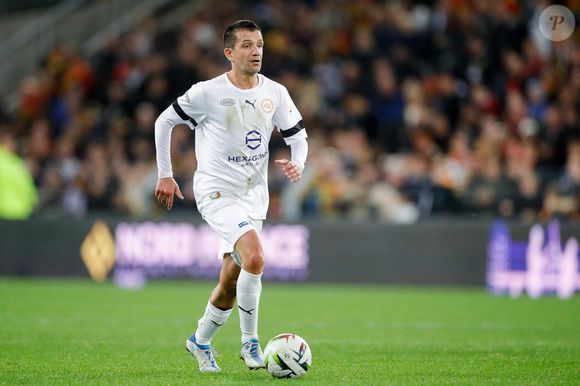 Son constat concernant le métier de consultant n’est guère plus reluisant.

Eric Carriere lors du match de gala entre les Légendes et le RC Lens au Stade Bollaert-Delelis le 31 octobre 2023 à Lens, France. Photo by Baptiste Paquot/ABACAPRESS.COM