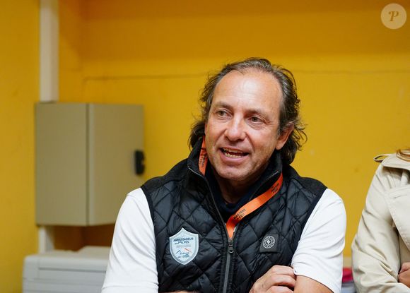 "En tant que président de fédé on a pas été très copains parce qu’elle avait, je pense, pas envie que je vienne lui faire de l’ombre dans sa présidence." 

Philippe Candeloro - Édition 2025 des Masters de Feu - Concours international d'art pyrotechnique à l'Hippodrome de Compiègne le 20 septembre 2025. Chaque année, depuis 2016, les meilleurs artificiers internationaux se donnent rendez-vous à Compiègne pour s'affronter lors d'une seule et même soirée.
© Anne-Sophie Guebey / Bestimage
