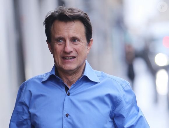 Exclusif - Vincent Perrot - Arrivées à l'enregistrement de l'émission "2h de rire et de direct" au Paradis Latin à Paris.
Bestimage