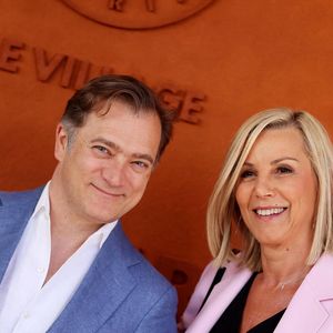 Laurence Ferrari et son mari Renaud Capuçon - Célébrités au village lors des Internationaux de France de tennis de Roland Garros 2024 à Paris le 9 juin 2024. © JACOVIDES-MOREAU / BESTIMAGE