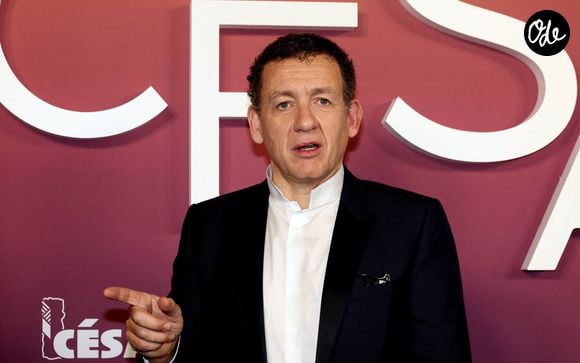 En Californie, l'acteur pouvait profiter de sorties en famille sans être constamment reconnu.

Dany Boon - Photocall des lauréats (press room) lors de la 49ème édition de la cérémonie des César à l’Olympia à Paris le 23 février 2024 © Dominique Jacovides / Olivier Borde / Bestimage