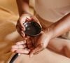 Sa richesse naturelle en lipides et en nutriments en fait un trésor pour la beauté.