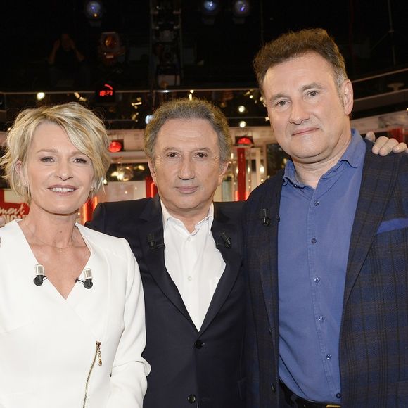 Sophie Davant, Michel Drucker et Pierre Sled - Enregistrement de l'émission "Vivement Dimanche" à Paris le 1er Avril 2015.  Invité principal Sophie Davant. COADIC GUIREC / BESTIMAGE