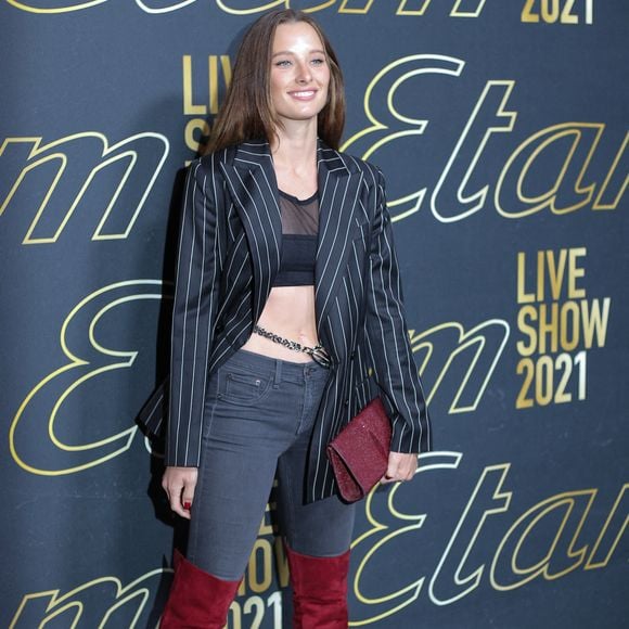 Ilona Smet assiste au défilé Etam Womenswear printemps-été 2022 lors de la Fashion Week de Paris le 04 octobre 2021 à Paris, France. Photo Nasser Berzane/Abaca