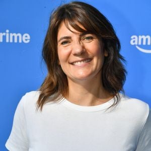 Une story les montre ensuite en mer, Marc aux commandes et Estelle à ses côtés.

Estelle Denis à l'événement Prime d'Amazon fait sa fête foraine au Bridge Club à Paris le 25 juin 2025. © Veeren/Bestimage