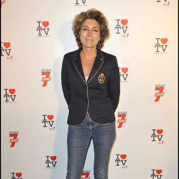 Marie-Ange Nardi, d'ordinaire discrète, sort de sa réserve et évoque sa famille.

Marie-Ange Nardi - Soirée "La fête de la télé".