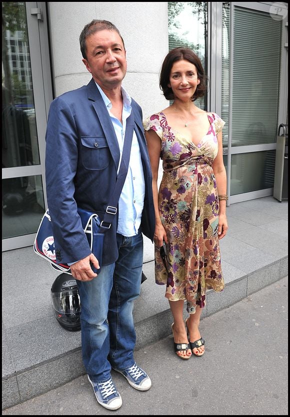 Frédéric Bouraly et Valérie Karsenti, les animateurs et présentateurs de M6, font leur rentrée.