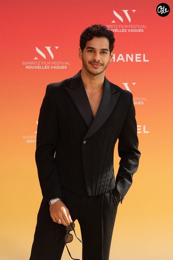 Ishaan Khatter au photocall du 4ème Biarritz Film Festival - Nouvelles Vagues 2026 au théâtre de la Gare du Midi à Biarritz, le 27 juin 2026. © Jean-Marc Lhomer / Bestimage