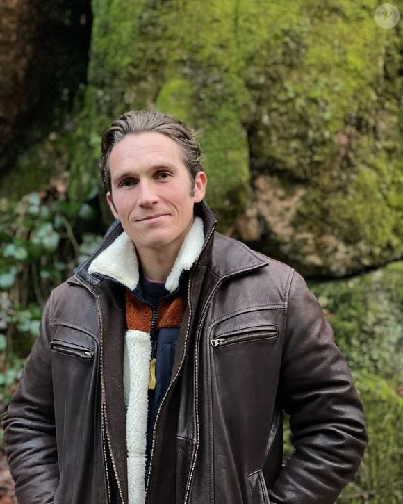 Pierre-Yves Bon, Instagram