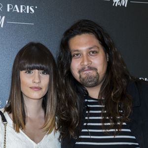 Carnet rose pour Lulu Gainsbourg et sa compagne Aurélie Bossu.

Lulu Gainsbourg et sa compagne Lilou - Soirée d'ouverture du nouveau flagship H&M avec la présentation de la nouvelle collection exclusive "Bonjour Paris" rue Lafayette à Paris © Olivier Borde/Bestimage