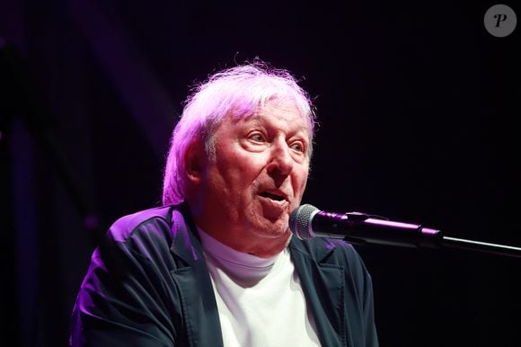 Cookie Dingler lors du concert La folie des années 80 au Croisic, France, le 20 août 2025. Ambiance garantie, tubes inoubliables et énergie 100% live pour le concert La Folie des Années 80 2025. © Nöel Carrier/Bestimage