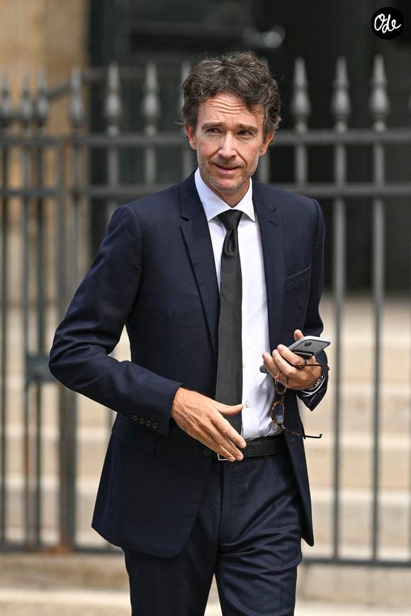 Antoine Arnault - Obsèques de Silvita Gallienne (née Baronne Silvita de Posch Pastor) dans l'église Saint-Philippe du Roule à Paris le 9 juin 2026.
Agence / Bestimage