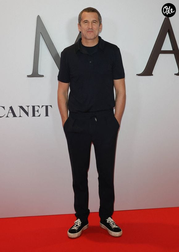 Malgré son besoin de solitude, il souligne l'importance des amitiés et des liens qui lui permettent d'avancer. 

Guillaume Canet (réalisateur du film "Karma") au photocall de la première du film "Karma" au cinéma Pathé Palace à Paris le 13 octobre 2026. © Coadic Guirec / Bestimage