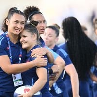 Après la perte de son enfant, une joueuse du XV de France revient plus forte sur le terrain et prend la parole