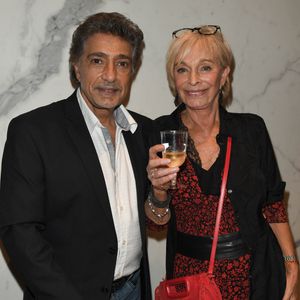 Frédéric François et sa femme Monique - Frédéric François fête ses 50 ans de carrière avec un concert au Grand Rex à Paris et une tournée en France le 12 octobre 2019.
© Guirec Coadic / Bestimage