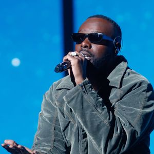 Exclusif - Gims sur scène lors de la 40ème édition des Victoires de la Musique à la Seine Musicale à Boulogne-Billancourt, France, le 13 février 2025. © Christophe Clovis/Bestimage