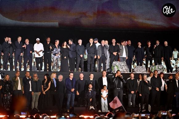 Patrick Fiori sera aux commandes de cette grande soirée dédiée à la musique et à la culture corses.

Ici, le final avec tous les artistes de la soirée durant Corsu Mezu Mezu, le concert emmené par Patrick Fiori qui a eu lieu au stade Orange Vélodrome à Marseille, le 22 mai 2026, diffusé le 28 août sur France 3. © Bruno Bebert/Bestimage