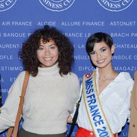 "Nouveau départ pour une nouvelle vie" : Une Miss France se rase la tête et surprend ses abonnés
