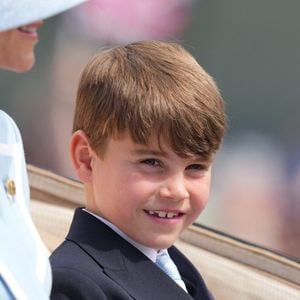 Le prince Louis s'est montré cette année très sage lors de la cérémonie

Le prince Louis de Galles - Des membres de la famille royale assistent à la parade « Trooping the Colour » au palais de Buckingham, à Londres, au Royaume-Uni, le 13 juin 2026.
© Julien Burton / Bestimage