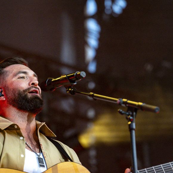 Kendji Girac en concert lors du festival de musique du Printemps de Perouges au Chateau de Saint-Maurice-de-Remens le 29 juin 2025.

© Sandrine Thesillat / PsNewZ / Bestimage