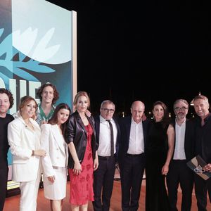 Pour le moment, France TV déclare que la question de son remplacement ne se pose pas

Jean Imbert, Lea Salamé, Paul de Saint Sernin, Malou Khebizi, Agathe Riedinger, Christophe Dechavanne, Pierre Lescure, Charlotte Dhenaux, Pierre-Antoine Capton, Philippe Caverivière sur le plateau de l'émission "Quelle Epoque!" lors du 77ème Festival International du Film de Cannes le 18 mai 2024. © Jack Tribeca / Bestimage