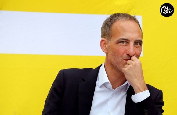 Raphaël Glucksmann ouvre la première journée de la deuxième édition des "Rencontres place publique" qui se tiennent comme chaque année à La Réole, dans le sud-ouest, France, le 4 octobre 2025.

© Patrick Bernard/Bestimage