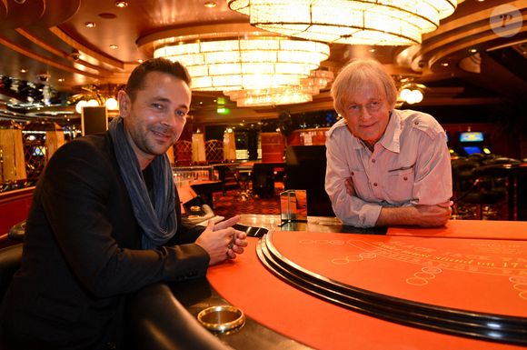 Dave lors de la croisière du 4ème Age Tendre Et Tetes De Bois à bord du MSC Fantasia en 2012. Thomas Boissy et Dave dans le casino du bateau Photo by REYNAUD/SCHOROCHOFF/APS-MEDIAS /ABACAPRESS.COM