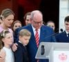 Le 21 juillet dernier, elle a épaulé Albert lors de la prestation de serment du nouveau ministre d'Etat

Le prince Albert II de Monaco, la princesse Charlene et leurs enfants, le prince héréditaire Jacques et la princesse Gabriella, Charlotte Casiraghi, Tatiana Santo Domingo, Andrea Casiraghi et Louis Ducruet - Célébration des 20 ans de règne du prince souverain Albert II de Monaco sur la place du Palais à Monaco, le 19 juillet 2025. © Bruno Bebert/Bestimage