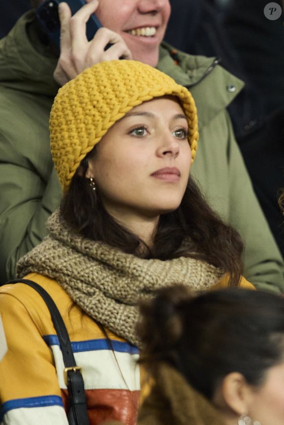 Jenaye Noah - Célébrités dans les tribunes lors du match de Ligue 1 McDonald's opposant le Paris Saint-Germain (PSG) à l'Olympique de Marseille (OM) - (3-1) au Parc des Princes à Paris le 16 mars 2025. © Cyril Moreau/Bestimage