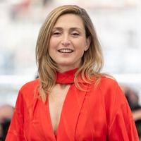 "Ça sera une renaissance pour moi" : Julie Gayet adresse un message à sa future petite-fille