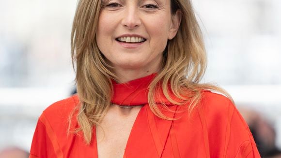 "Ça sera une renaissance pour moi" : Julie Gayet adresse un message à sa future petite-fille