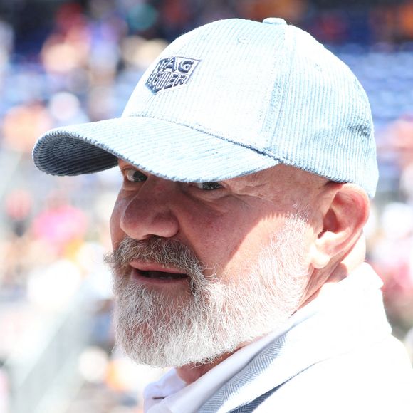 Un incident qui a obligé la production a stoppé temporairement le tournage de "Fort Boyard"

Philippe Etchebest - Les célébrités lors du Grand Prix de Formule 1 (F1) de Monaco, le 25 mai 2025.
© Dylan Meifret / Nice Matin / Bestimage